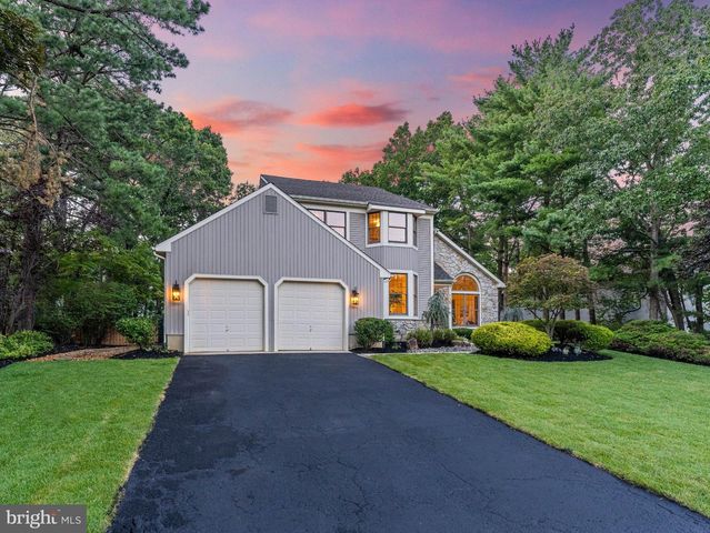 115 FORREST HILLS DR, Voorhees, NJ 08043