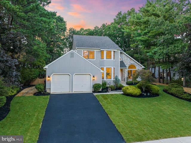 115 FORREST HILLS DR, Voorhees, NJ 08043