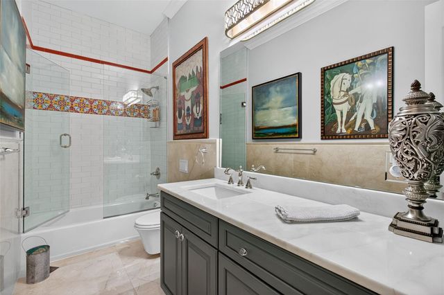 7974 9TH AVENUE S, St Petersburg, FL 33707