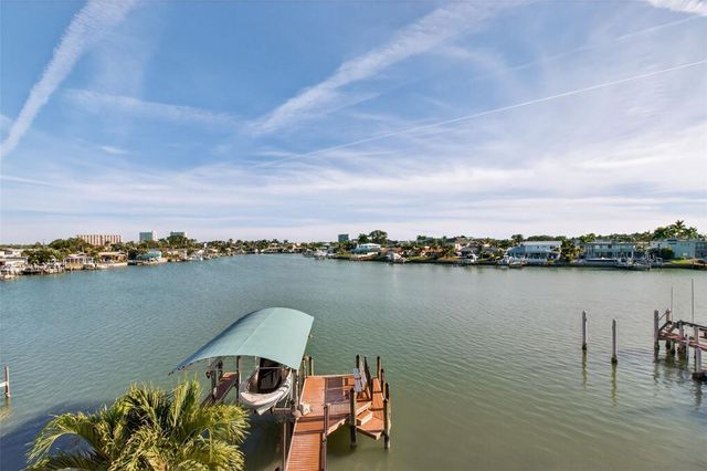 7974 9TH AVENUE S, St Petersburg, FL 33707