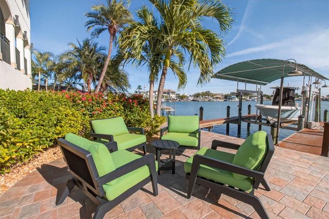 7974 9TH AVENUE S, St Petersburg, FL 33707