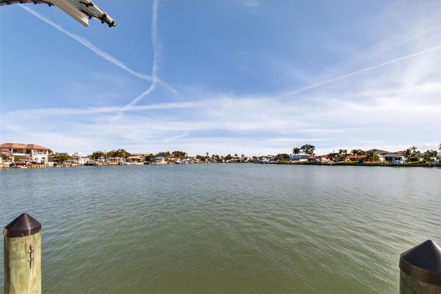 7974 9TH AVENUE S, St Petersburg, FL 33707