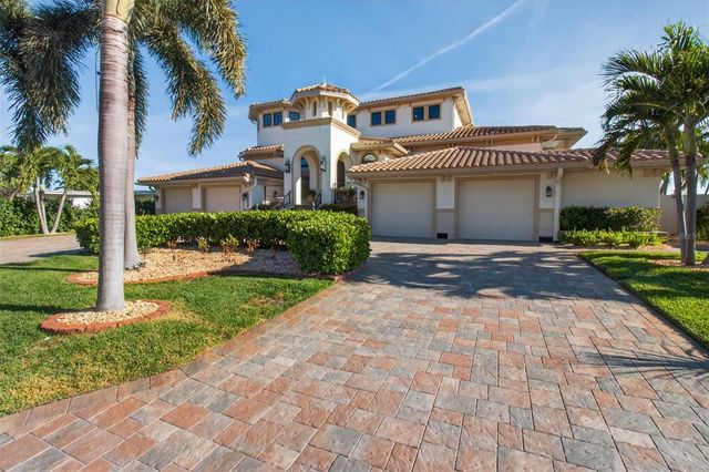 7974 9TH AVENUE S, St Petersburg, FL 33707