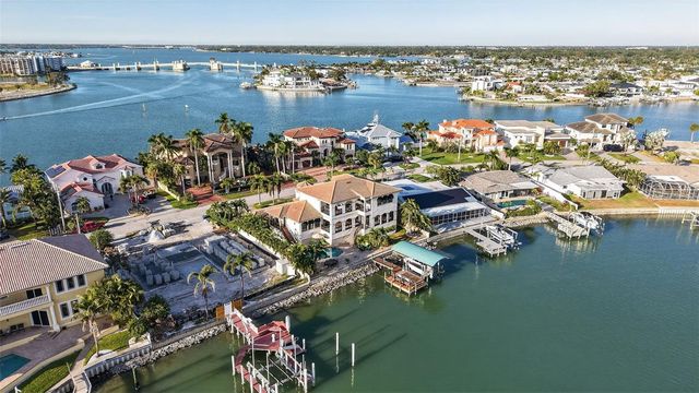 7974 9TH AVENUE S, St Petersburg, FL 33707