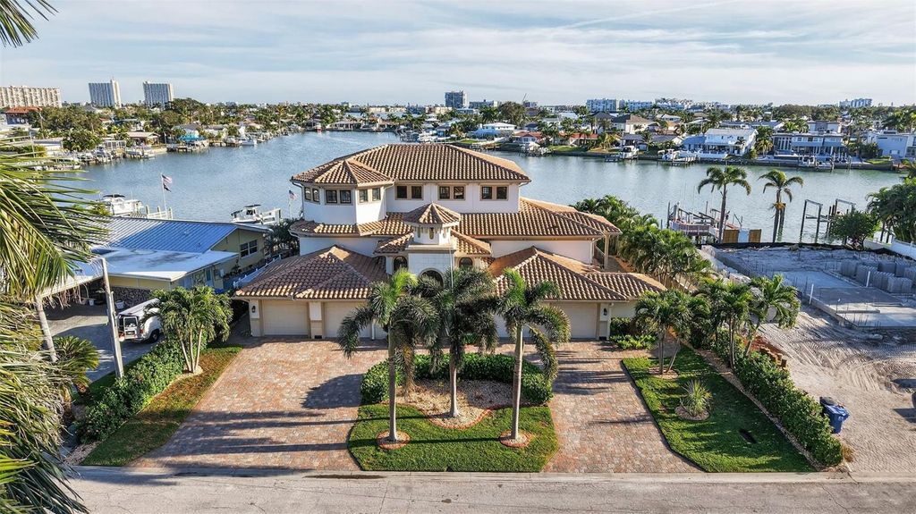 7974 9TH AVENUE S, St Petersburg, FL 33707