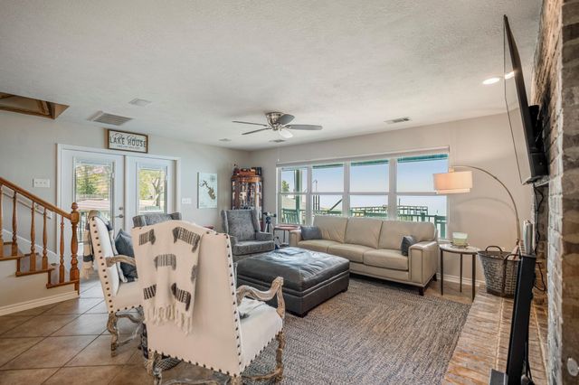 415 Pine Brook Drive, Livingston, TX 77351
