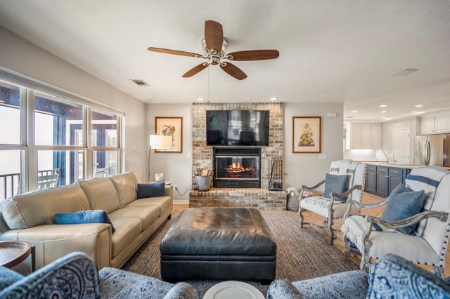 415 Pine Brook Drive, Livingston, TX 77351