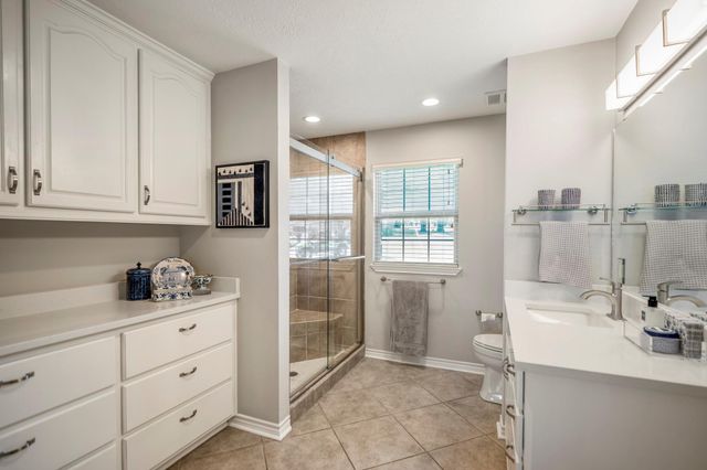 415 Pine Brook Drive, Livingston, TX 77351