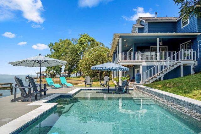 415 Pine Brook Drive, Livingston, TX 77351