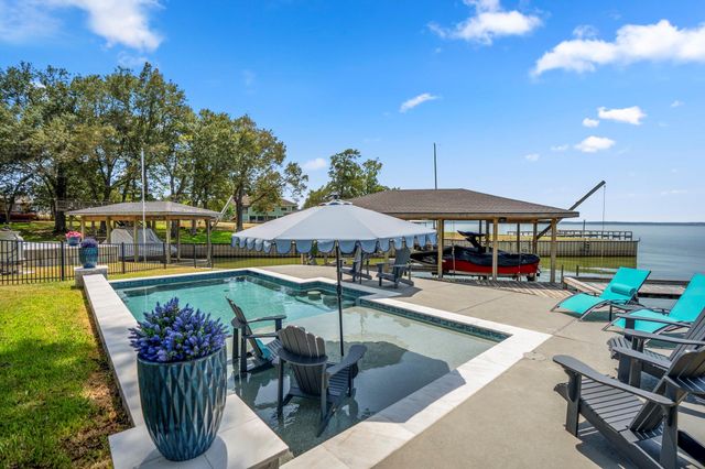 415 Pine Brook Drive, Livingston, TX 77351
