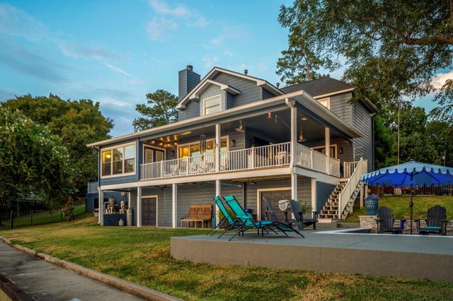 415 Pine Brook Drive, Livingston, TX 77351