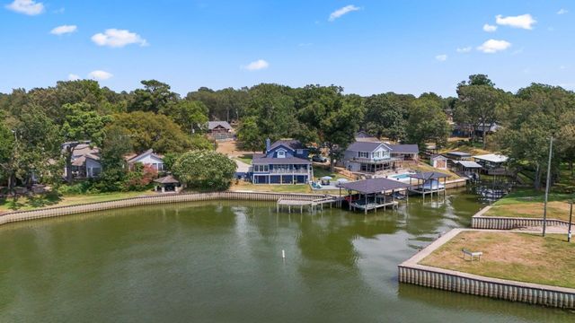 415 Pine Brook Drive, Livingston, TX 77351