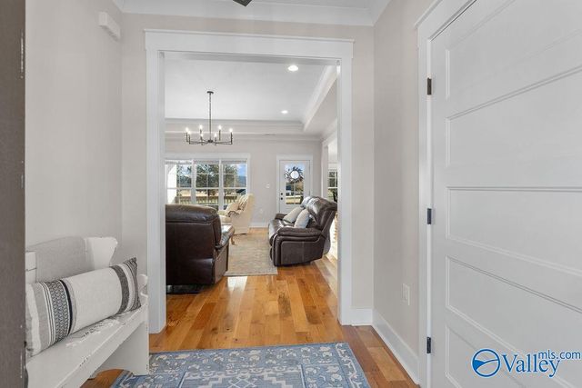 550 Plantation Point, Scottsboro, AL 35769