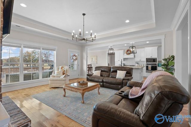 550 Plantation Point, Scottsboro, AL 35769