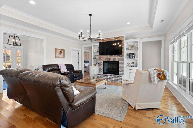 550 Plantation Point, Scottsboro, AL 35769