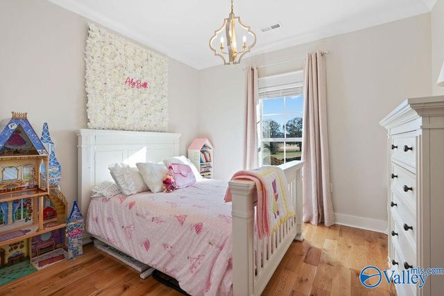 550 Plantation Point, Scottsboro, AL 35769