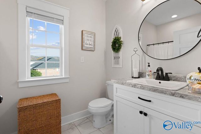 550 Plantation Point, Scottsboro, AL 35769