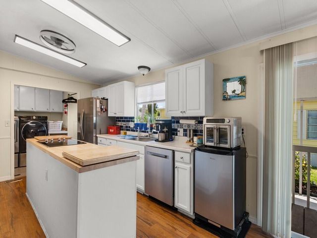 78 W Caribbean, Port St. Lucie, FL 34952