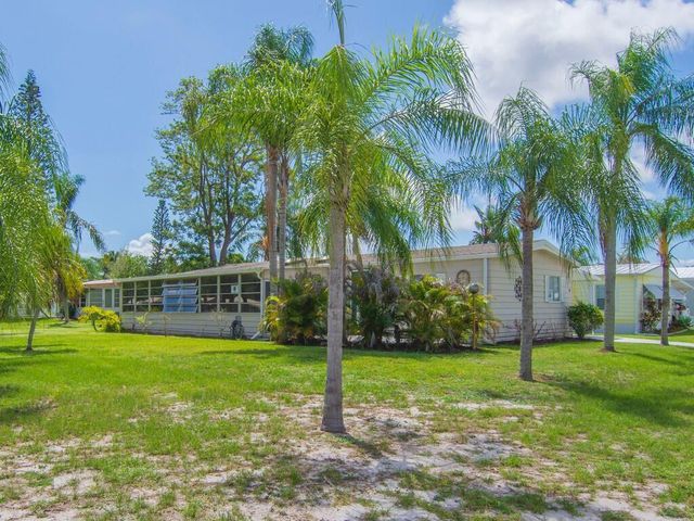78 W Caribbean, Port St. Lucie, FL 34952