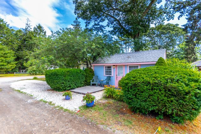 9 Bells Neck Road APT 5, West Harwich, MA 02671