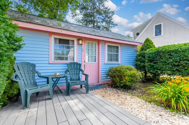 9 Bells Neck Road APT 5, West Harwich, MA 02671
