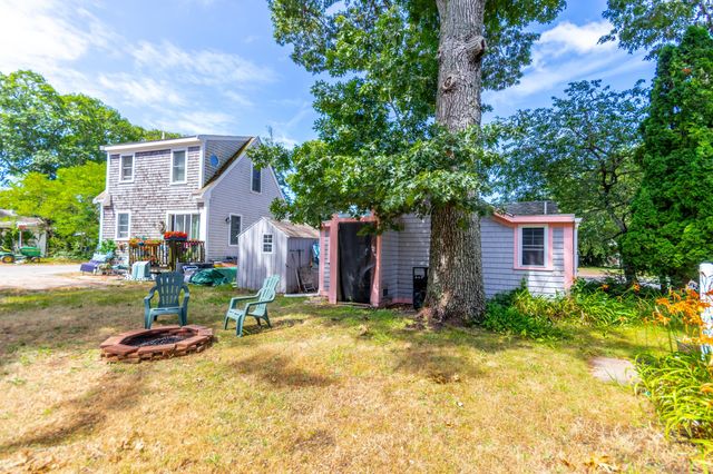 9 Bells Neck Road APT 5, West Harwich, MA 02671