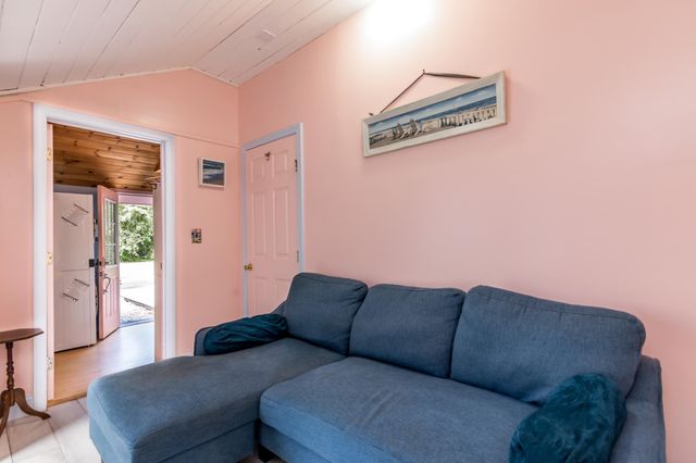 9 Bells Neck Road APT 5, West Harwich, MA 02671