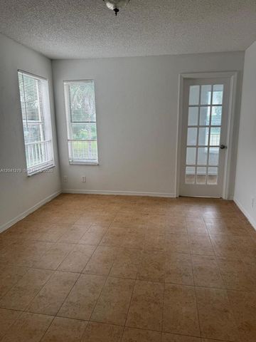 3400 N Pinewalk Drive N 924, Margate, FL 33063