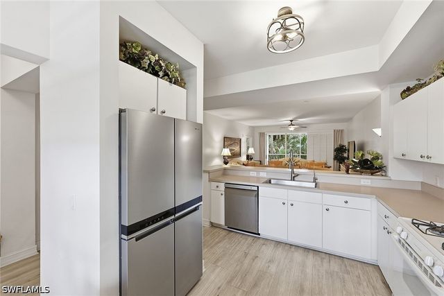 1886 Tarpon Bay DR S 204, Naples, FL 34119