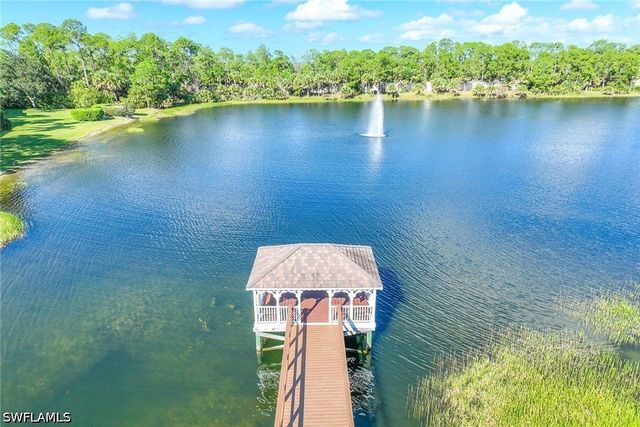 1886 Tarpon Bay DR S 204, Naples, FL 34119