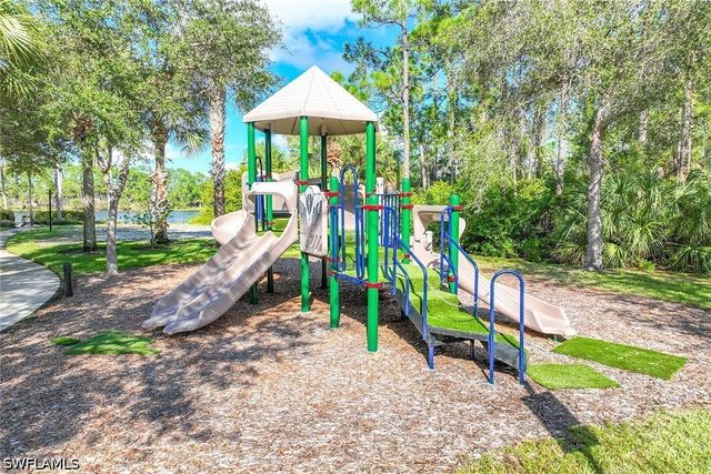 1886 Tarpon Bay DR S 204, Naples, FL 34119
