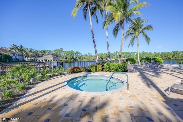 1886 Tarpon Bay DR S 204, Naples, FL 34119