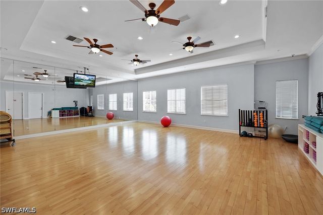 1886 Tarpon Bay DR S 204, Naples, FL 34119