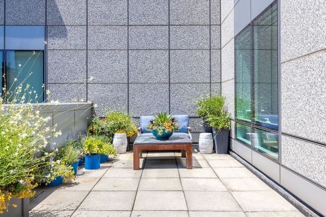 3 Avery St 906, Boston, MA 02111