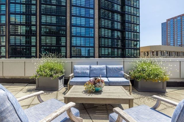 3 Avery St 906, Boston, MA 02111