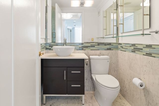 3 Avery St 906, Boston, MA 02111
