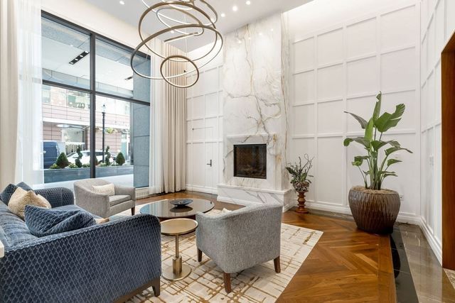 3 Avery St 906, Boston, MA 02111