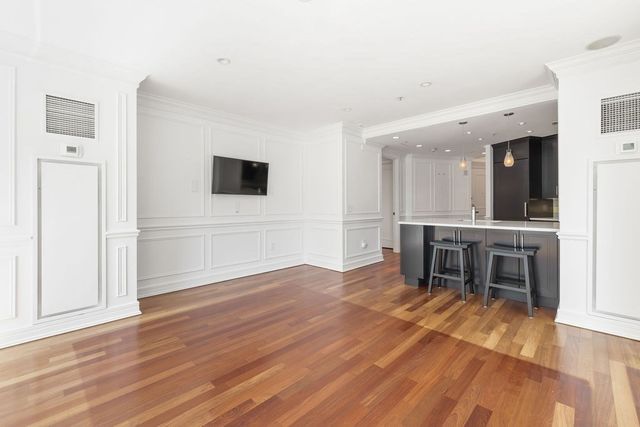 3 Avery St 906, Boston, MA 02111