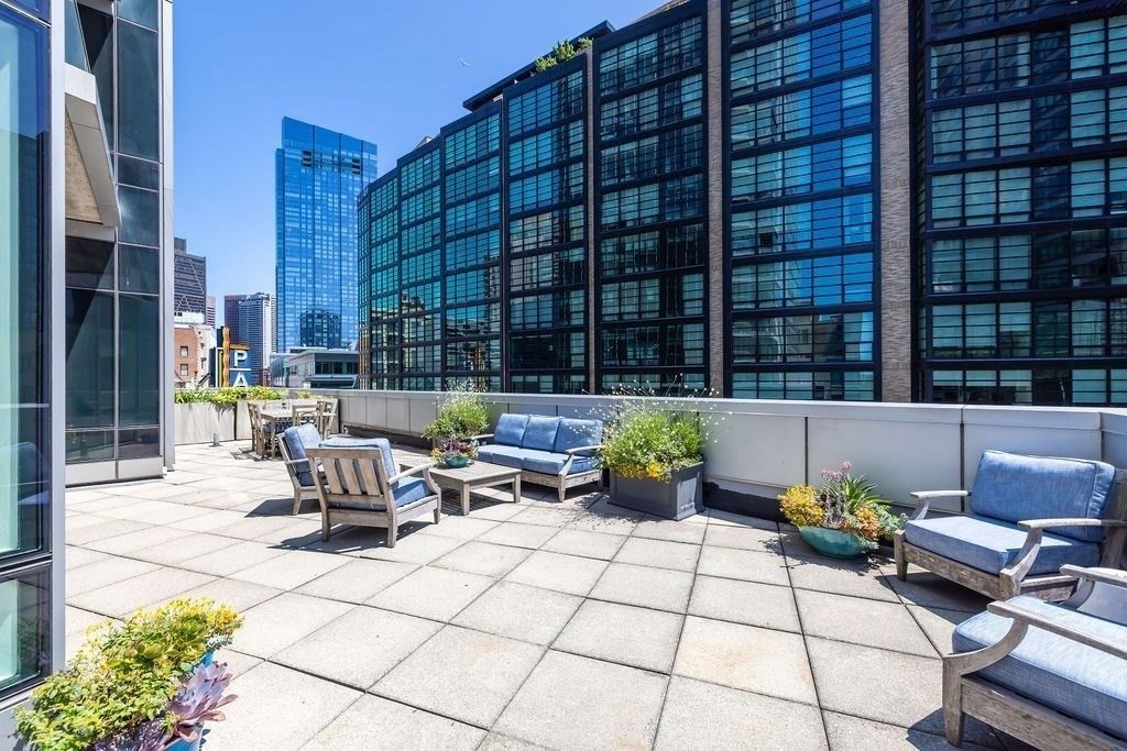 3 Avery St 906, Boston, MA 02111