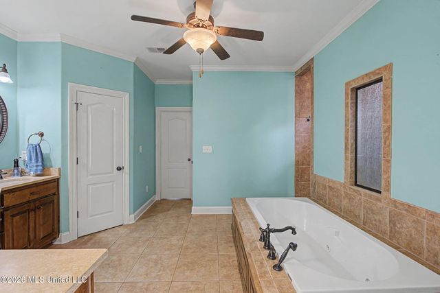 4271 Trumpington Cove, Southaven, MS 38672