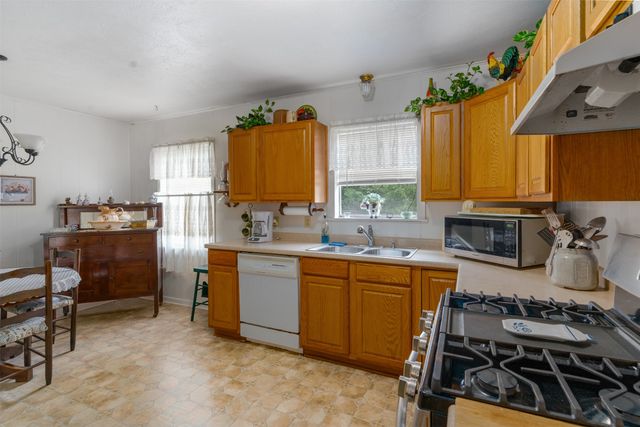 6111 County Road 2610, Bonham, TX 75418