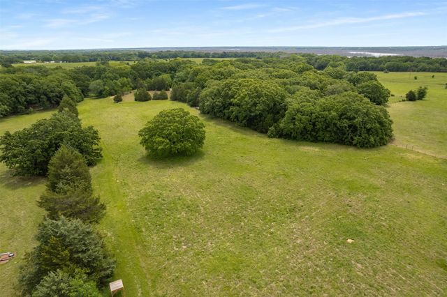 6111 County Road 2610, Bonham, TX 75418