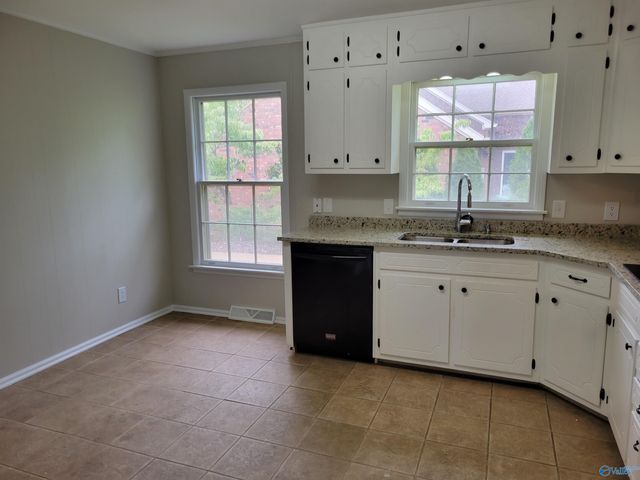 7811 Haven Street, Huntsville, AL 35802