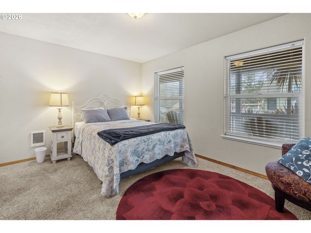 7850 PINE BEACH Loop, Rockaway Beach, OR 97136