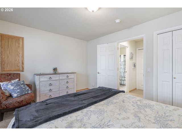 7850 PINE BEACH Loop, Rockaway Beach, OR 97136