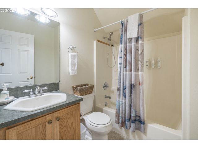 7850 PINE BEACH Loop, Rockaway Beach, OR 97136