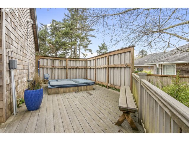 7850 PINE BEACH Loop, Rockaway Beach, OR 97136