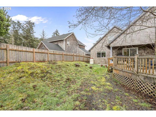 7850 PINE BEACH Loop, Rockaway Beach, OR 97136