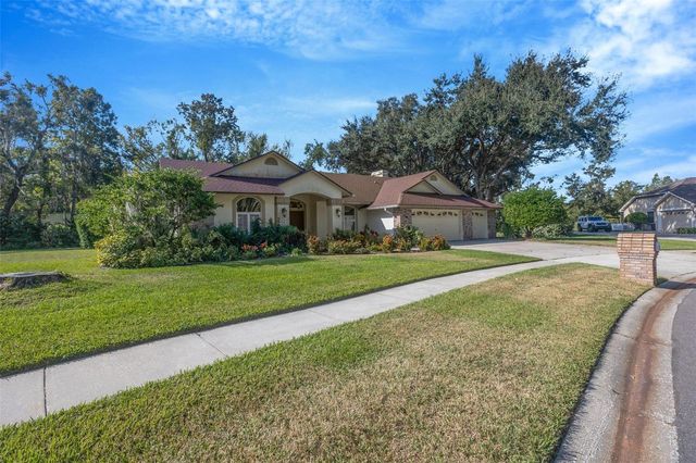 507 SURREY LANE, Lutz, FL 33549