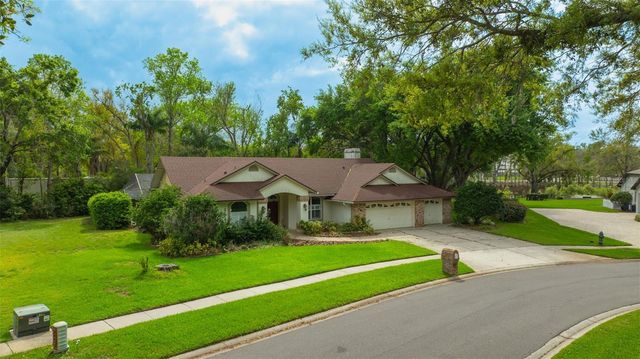 507 SURREY LANE, Lutz, FL 33549
